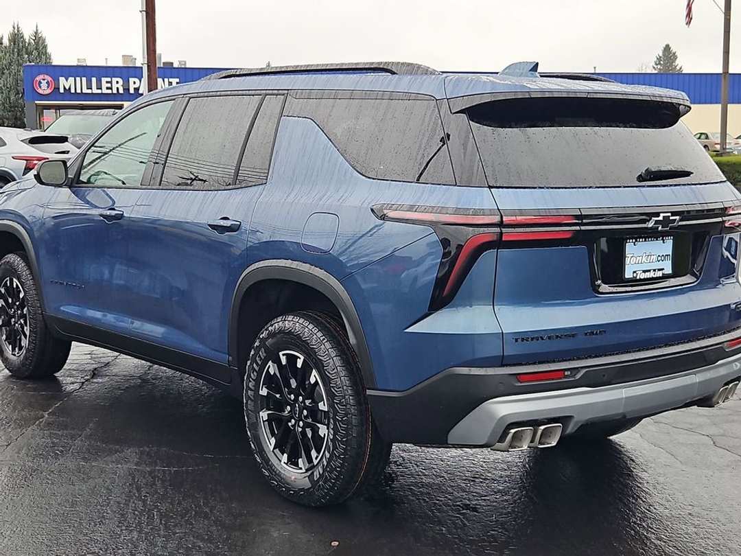 2026 Chevrolet Traverse Z71 - Image 3