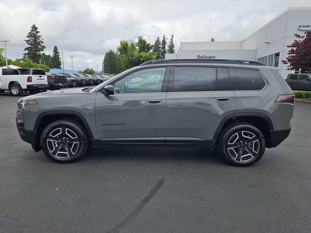 2026 Jeep Cherokee Laredo - Image 2
