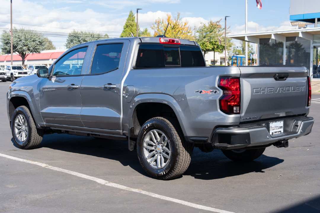 2026 Chevrolet Colorado LT - Image 3