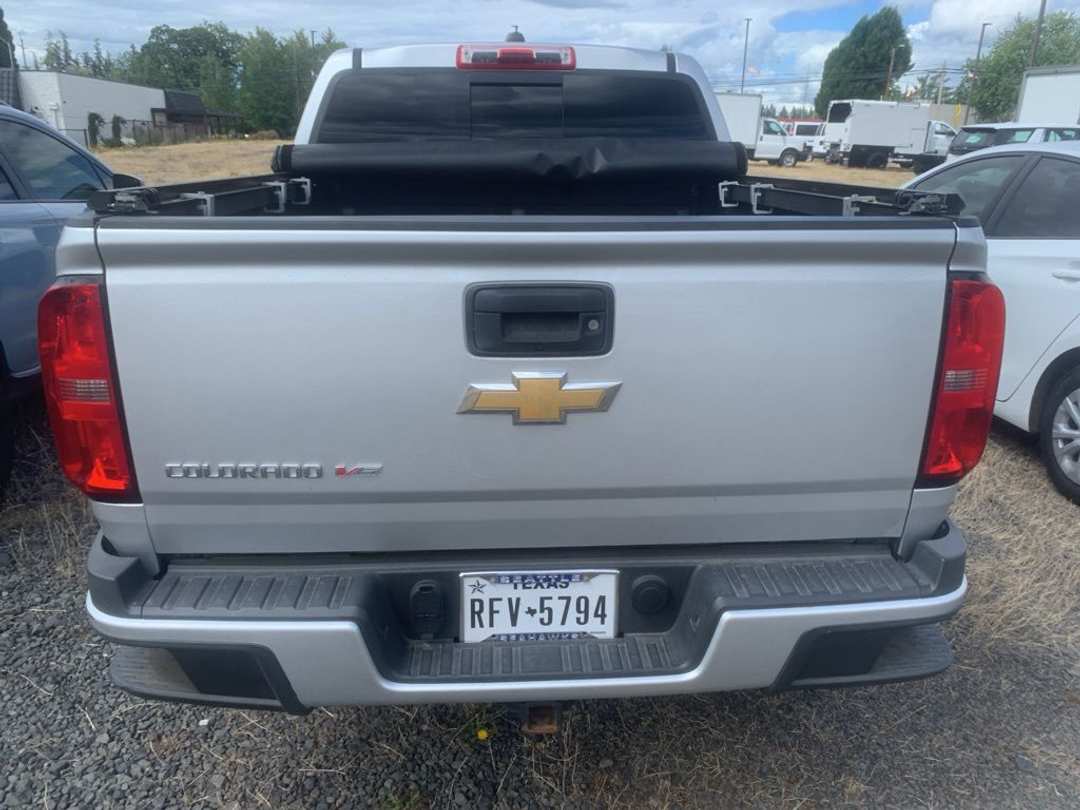 2018 Chevrolet Colorado Z71 - Image 2