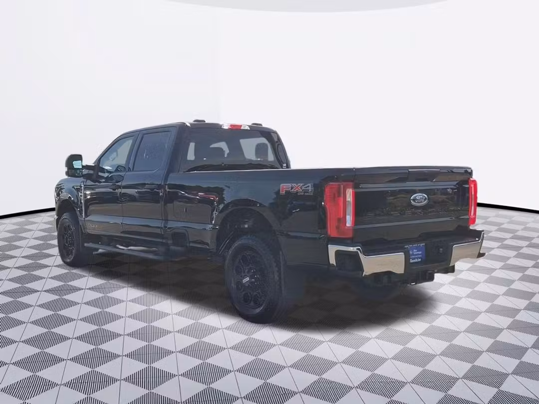 2026 Ford F-250Sd XLT - Image 2