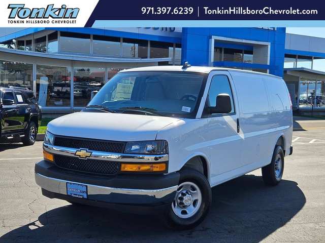 2025 Chevrolet Express 2500 Work