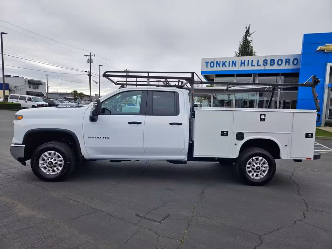 2026 Chevrolet Silverado 2500Hd Work - Image 2