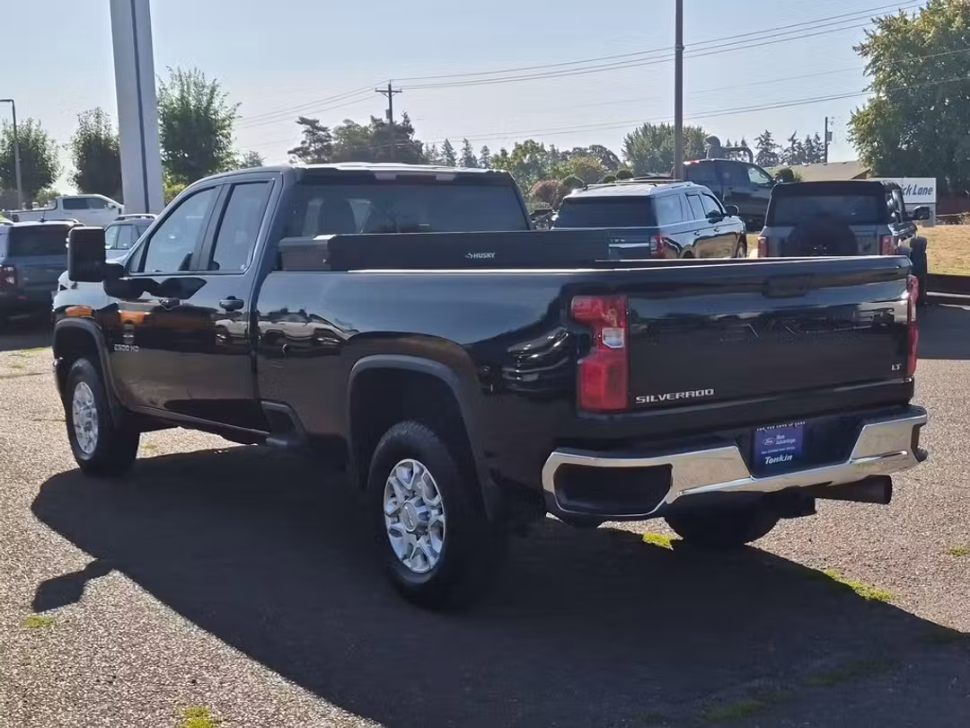 2021 Chevrolet Silverado 2500Hd LT - Image 3