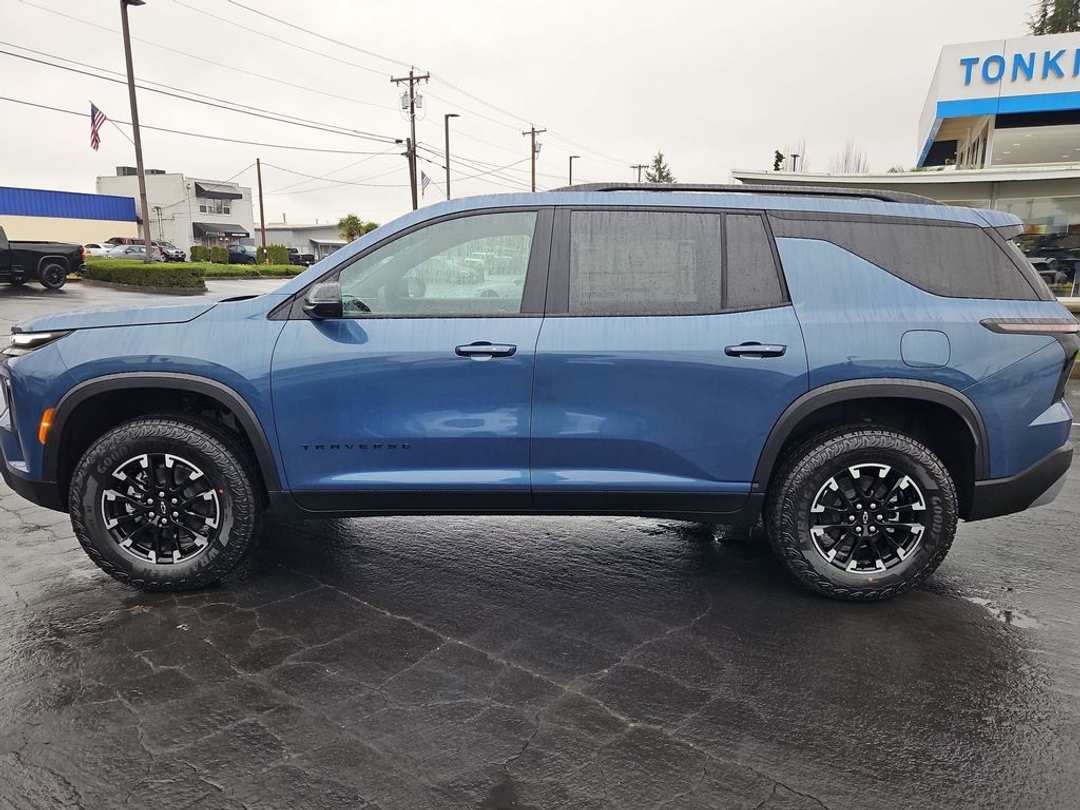 2026 Chevrolet Traverse Z71 - Image 2